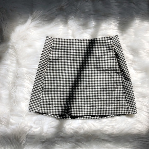 URBAN OUTFITTERS gingham mini skirt - Picture 4 of 11